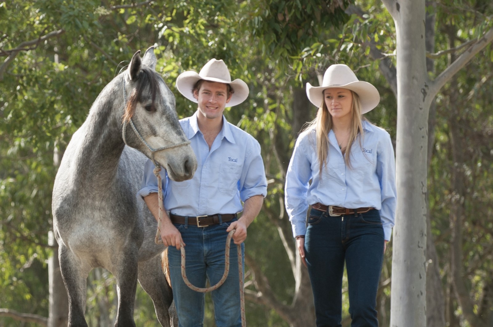 students with horse